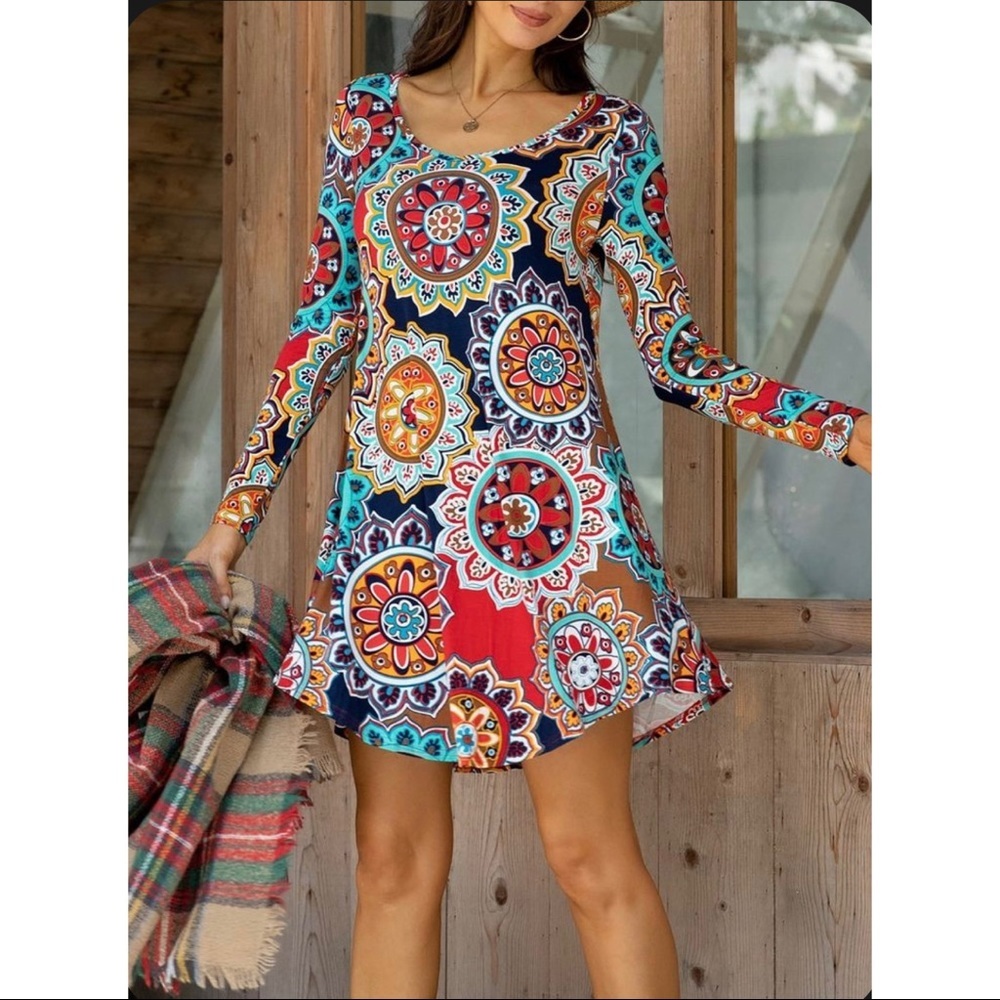 NWOT SUPER CUTE Geometric Medley FUN COLORFUL PRINT PATTERN Swift Tunic DRESS
